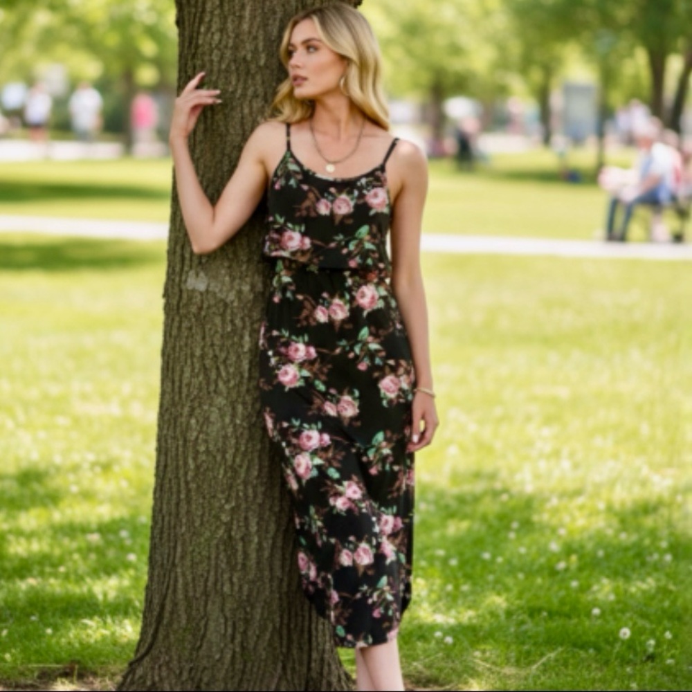 LILBETTER Floral Sleeveless Dress Size Large